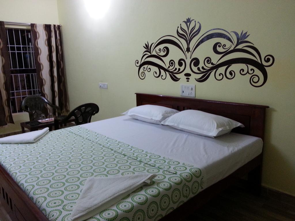 Silver Moon Guest House Mahabalipuram Quarto foto