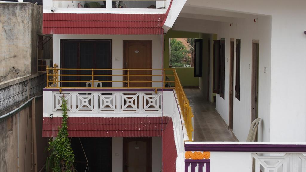 Silver Moon Guest House Mahabalipuram Exterior foto